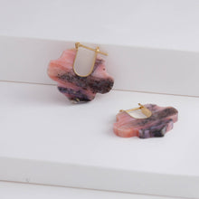 Load image into Gallery viewer, Crest pink opal damask earrings B – limited edition