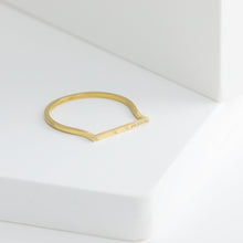 Load image into Gallery viewer, Octagon raised bar ring - Kolekto