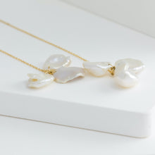 Load image into Gallery viewer, Petal triple pearl drop earrings - Kolekto