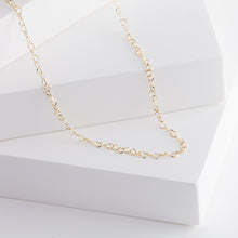 Load image into Gallery viewer, Heart chain necklace (yellow gold)