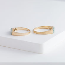 Load image into Gallery viewer, Jade signet ring - Kolekto