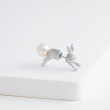 Load image into Gallery viewer, Bunny through earring (rhodium plated silver)
