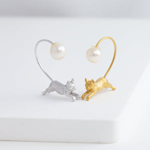 Cat tail earring (rhodium plated silver)