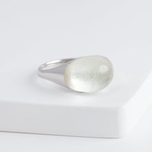 Load image into Gallery viewer, Mini rock round silver rutilated quartz ring - silver
