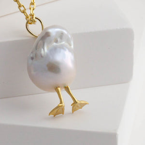 Duck butt necklace