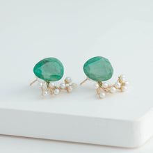 Load image into Gallery viewer, Fairy large emerald and pearl earrings
