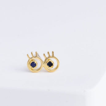 Eyes sapphire stud