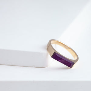 Amethyst signet ring