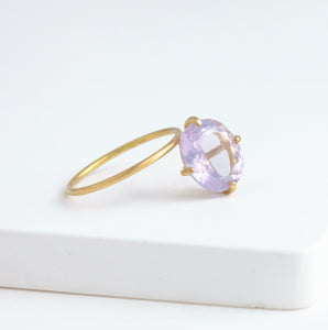 Fall in drop milky amethyst ring