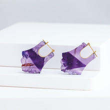 Load image into Gallery viewer, Crest amethyst Acanthus earrings
