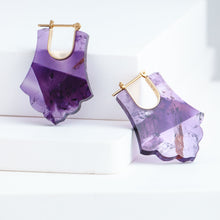 Load image into Gallery viewer, Crest amethyst Acanthus earrings
