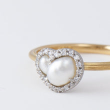 Load image into Gallery viewer, Tulle south sea pearl diamond ring B
