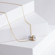 Load image into Gallery viewer, Large twin pearl necklace
