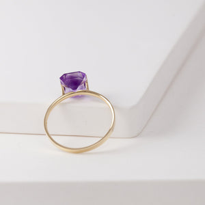 Band one-of-a-kind bi-color amethyst ring