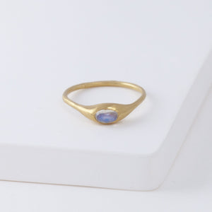 Yui moonstone ring