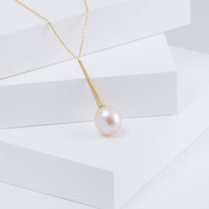 Raindrop one-of-a-kind pearl necklace