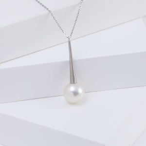 Raindrop one-of-a-kind pearl platinum necklace