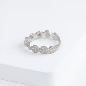 Leaf pave platinum ring with diamonds