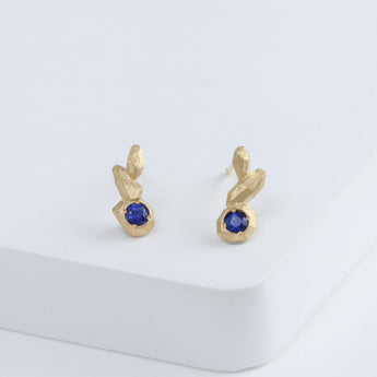 Whisper blue sapphire stud