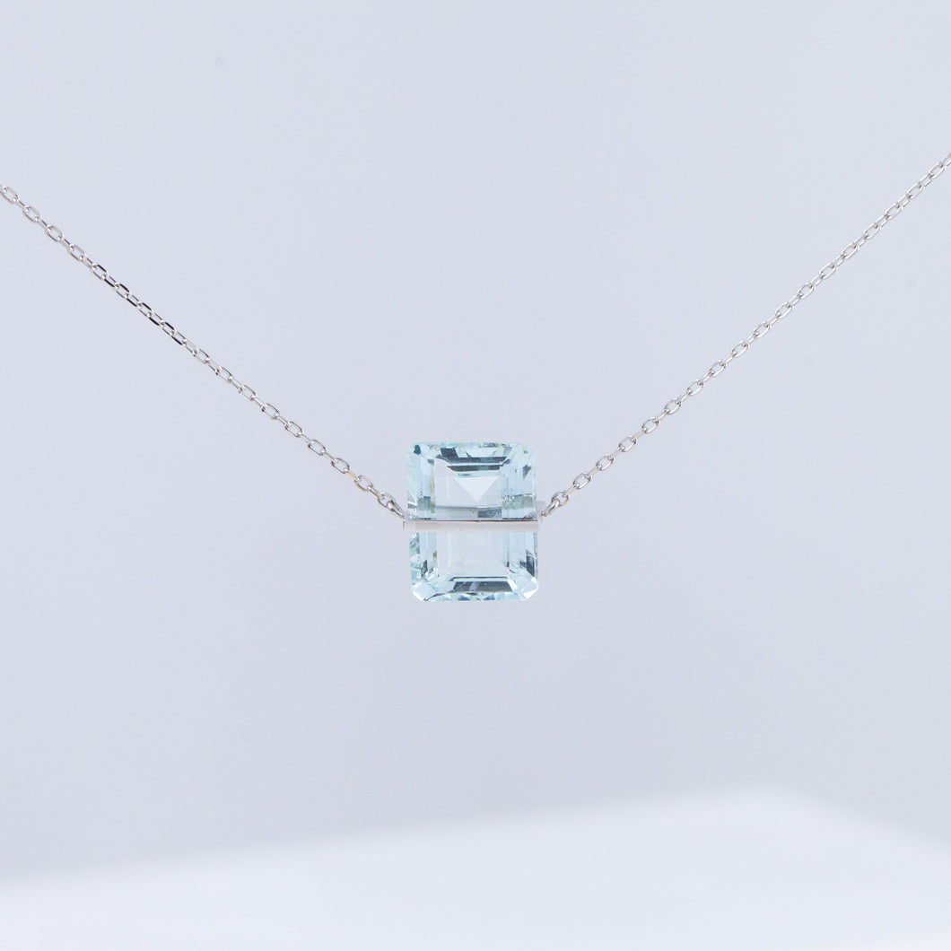 Band one-of-a-kind platinum rectangular aquamarine necklace