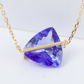 Band one-of-a-kind trillion cut tanzanite necklace