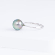 Load image into Gallery viewer, OOAK peacock southsea pearl platinum ring
