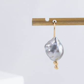 UVA Keshi pearl drop earrings