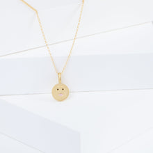 Load image into Gallery viewer, Oval mouth face pendant necklace
