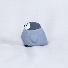 Load image into Gallery viewer, montomi - Penguin
