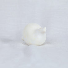 Load image into Gallery viewer, montomi - Seal like a ghost
