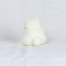 Load image into Gallery viewer, montomi - Sitting Pomeranian
