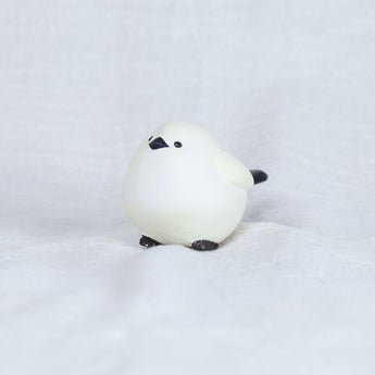 montomi - Shima enaga (little white bird)