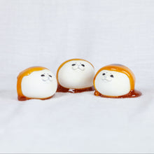 Load image into Gallery viewer, montomi - Seal Dango (mochi)
