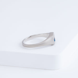 Small happy face platinum signet ring