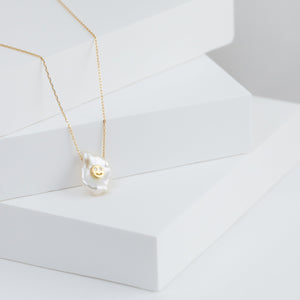 Smiley on pearl with diamonds necklace