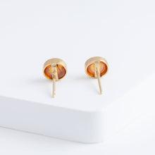 Load image into Gallery viewer, Gallery garnet studs

