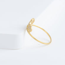 Load image into Gallery viewer, Diamond three smile ring
