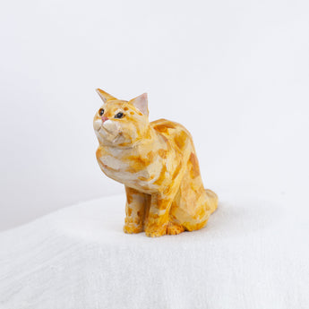 Ryoji Bannai - #2517 Orange American Shorthair sitting cat