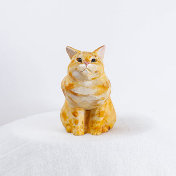 Ryoji Bannai - #2517 Orange American Shorthair sitting cat