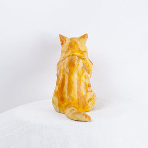 Ryoji Bannai - #2517 Orange American Shorthair sitting cat