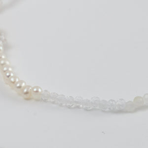 Lip smiley charm white gemstones beads bracelet