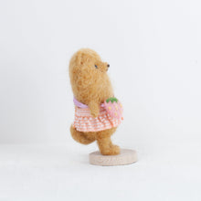 Load image into Gallery viewer, Fluffy - small Pomeranian doll
