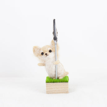 Fluffy - Chihuahua memo stand