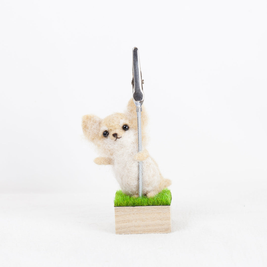 Fluffy - Chihuahua memo stand