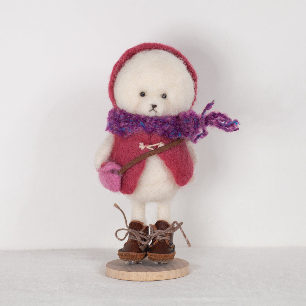 Fluffy - large red poncho Bichon doll [Kolekto Special]