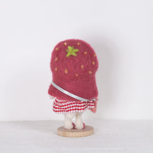 Fluffy - medium red poncho Poodle doll [Kolekto Special]