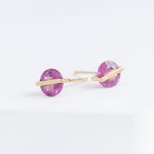 Load image into Gallery viewer, Band round garnet studs
