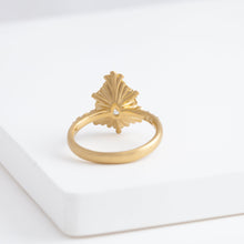 Load image into Gallery viewer, [Bespoke] Spread OOAK antique pear diamond ring
