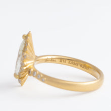 Load image into Gallery viewer, [Bespoke] Spread OOAK antique pear diamond ring
