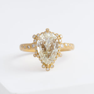[Bespoke] Spread OOAK antique pear diamond ring